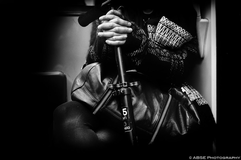 http://blog.absephotography.com/wp-content/uploads/2015/11/hands-paris-undeground-black-and-white-october-2015-16-800x533.jpg