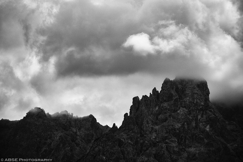http://blog.absephotography.com/wp-content/uploads/2016/08/berchtesgaden-wimbach-klamm-mountains-clouds-rocks-fujifilm-800x533.jpg