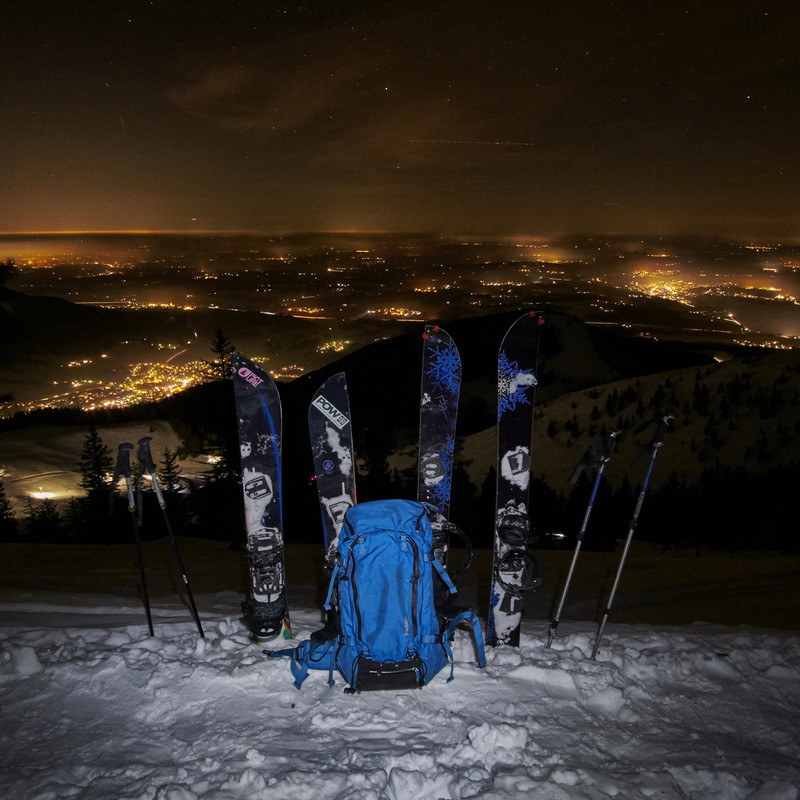 http://blog.absephotography.com/wp-content/uploads/2017/01/aschau-im-chiemgau-splitboard-fstop-bayern-germany-burton-venture-fstop-mountains-night-800x800.jpg