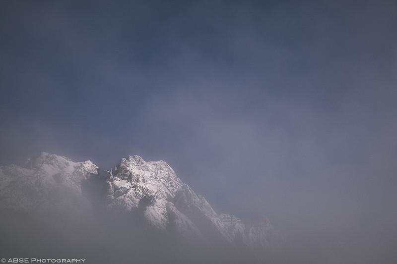 http://blog.absephotography.com/wp-content/uploads/2017/01/mountains-fog-sunrise-morning-leogang-tirol-austria-snow-color-800x533.jpg